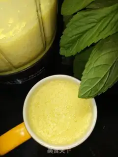 Make Fresh pineapple juice step 3