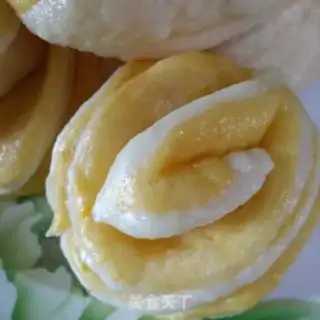 Make Pumpkin double rolls step 8