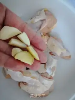 Make Coke chicken wings step 1