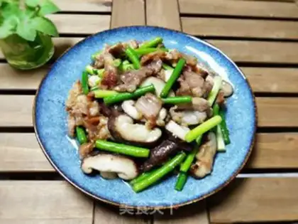 Make Garlic mushroom fried meat step 7