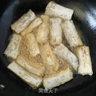 Make Jell-O fish step 1