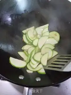 Make Eggs and krill step 4