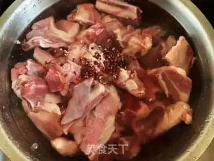 Make Red lamb chops step 1