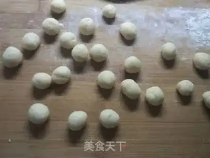 Make Coconut smiles step 1