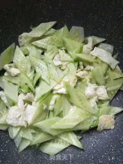 Make Pelican cucumber step 1