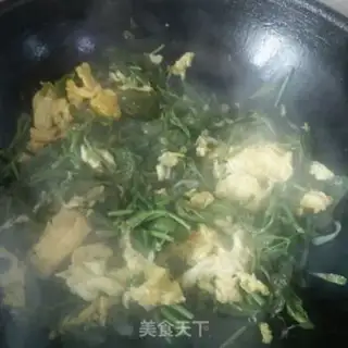 Make Fried eggs step 6