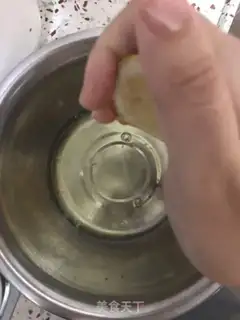 Make Eggs and eggs step 0