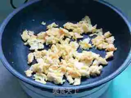 Make Eggs and eggs step 2