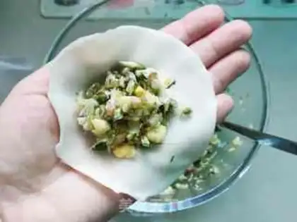 Make Eggs and eggs step 4