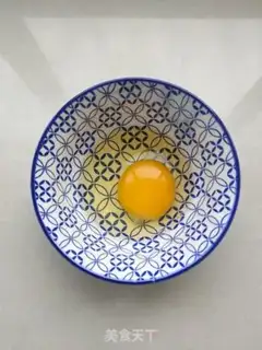 Make Squeeze the eggs step 0