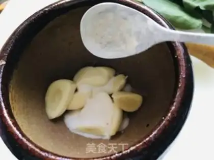Make Garlic spinach noodles step 10