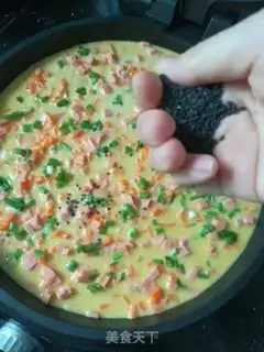 Make Pyramid ham and sausage pancakes step 8