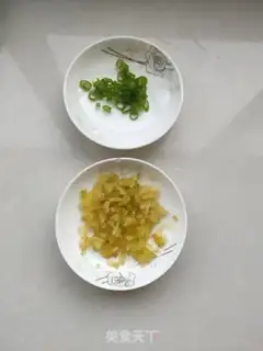 Make Squeeze the eggs step 4