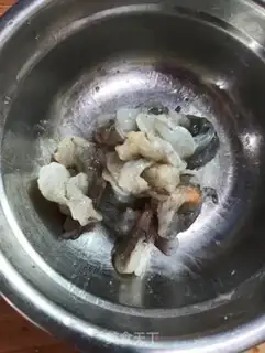 Make Piper pepper shrimp step 1