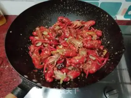 Make Spicy lobster step 10