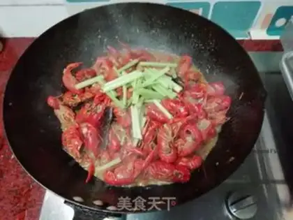 Make Spicy lobster step 13