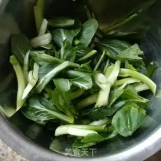 Make Garlic cabbage step 1