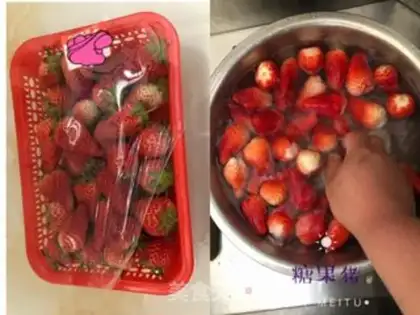 Make Strawberry sauce step 0