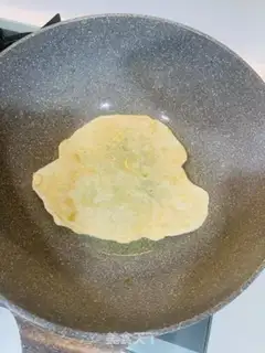 Make Onion cake step 3
