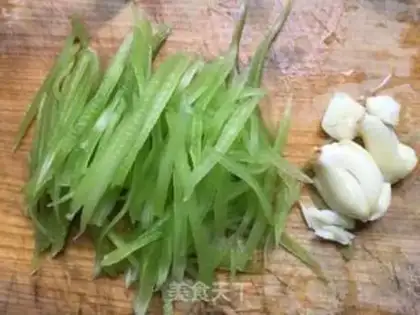 Make ♪ Clear the leaves ♪ step 1