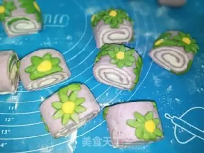 Make Potato daisies step 8