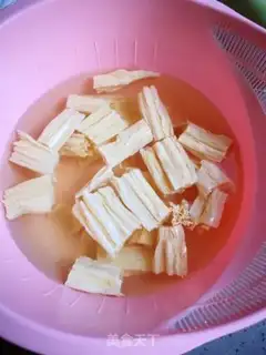 Make The cucumber cobbler step 0