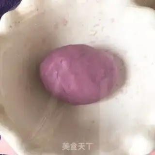 Make Double-coloured buns step 2