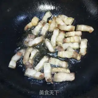 Make The bean peppers are fried with flowers step 3