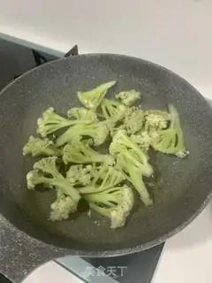 Make The bouquet step 0