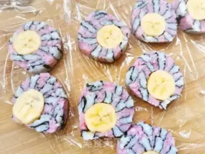 Make Banana sushi roll step 9