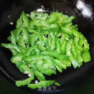Make Scrambled bean dry step 4