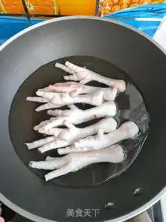 Make Chicken claws with gravy sauce step 2