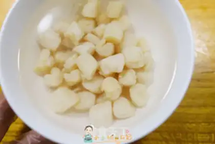 Make Garlic sauce step 0