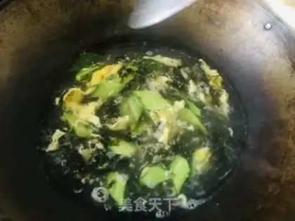 Make cucumber pickles and omelet soup step 6