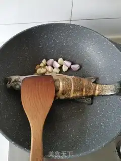 Make Red burning sea bass step 3