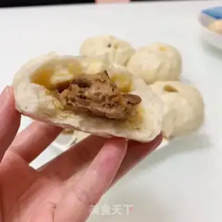 Make Frozen meat buns step 3