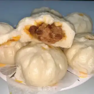 Make Frozen meat buns step 4