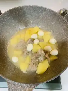 Make Onion potato ribs step 5