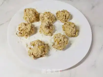 Make Banana apple oatmeal step 3