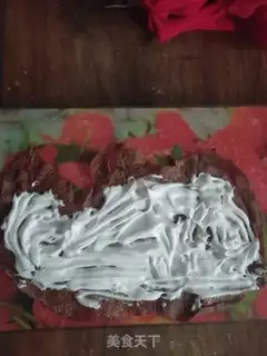 Make A towel roll cake step 7