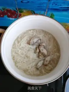 Make Seagull soup noodles step 4