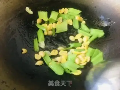 Make Celery makes silver almonds step 5