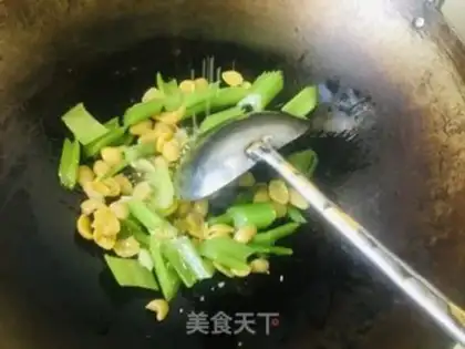 Make Celery makes silver almonds step 7