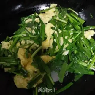 Make Scrambled eggs step 3