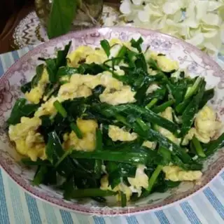 Make Scrambled eggs step 4