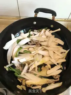 Make Paprika, pretzels step 3
