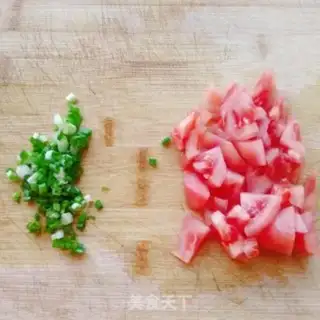 Make Tomato egg noodles step 0