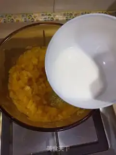 Make Pineapple pie step 6