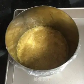 Make Strawberry cake step 4