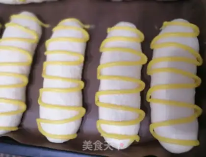Make Cheese with caterpillar sweet bread step 27